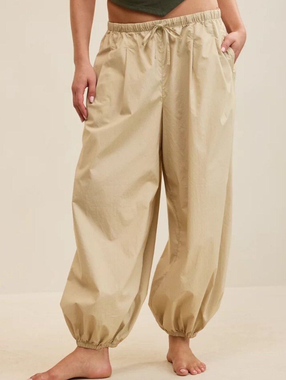 aerie - NWT Balloon Pant - L